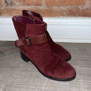 Leather ankle boots. Dark red color.